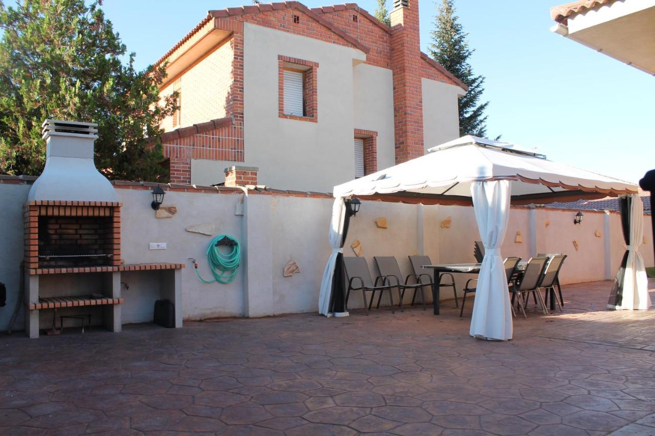 Villa Aire De Pinares Coca Esterno foto